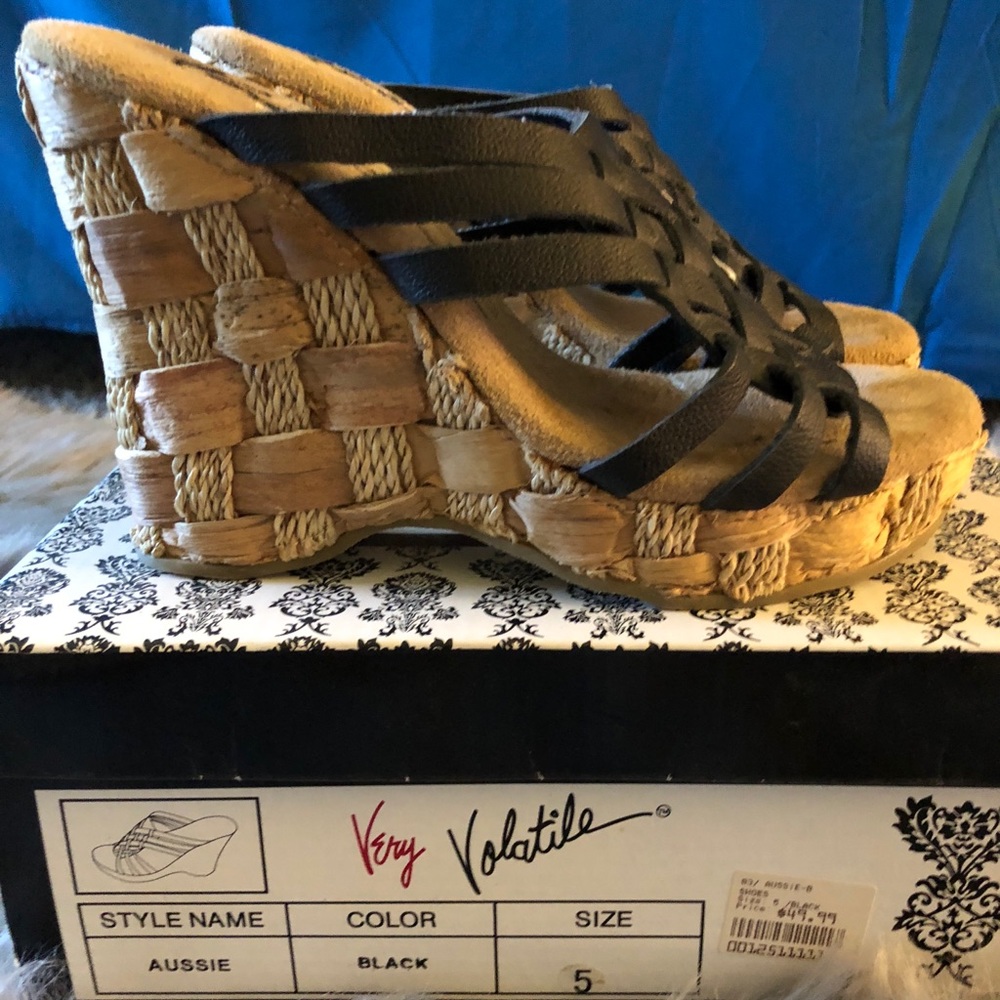 Wedges shoes